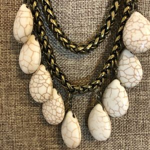 PREMIER DESIGNS “CARMEL” NECKLACE